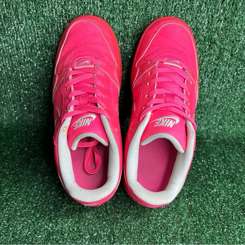Nike Women's Bright Pink Low-Top Sneakers